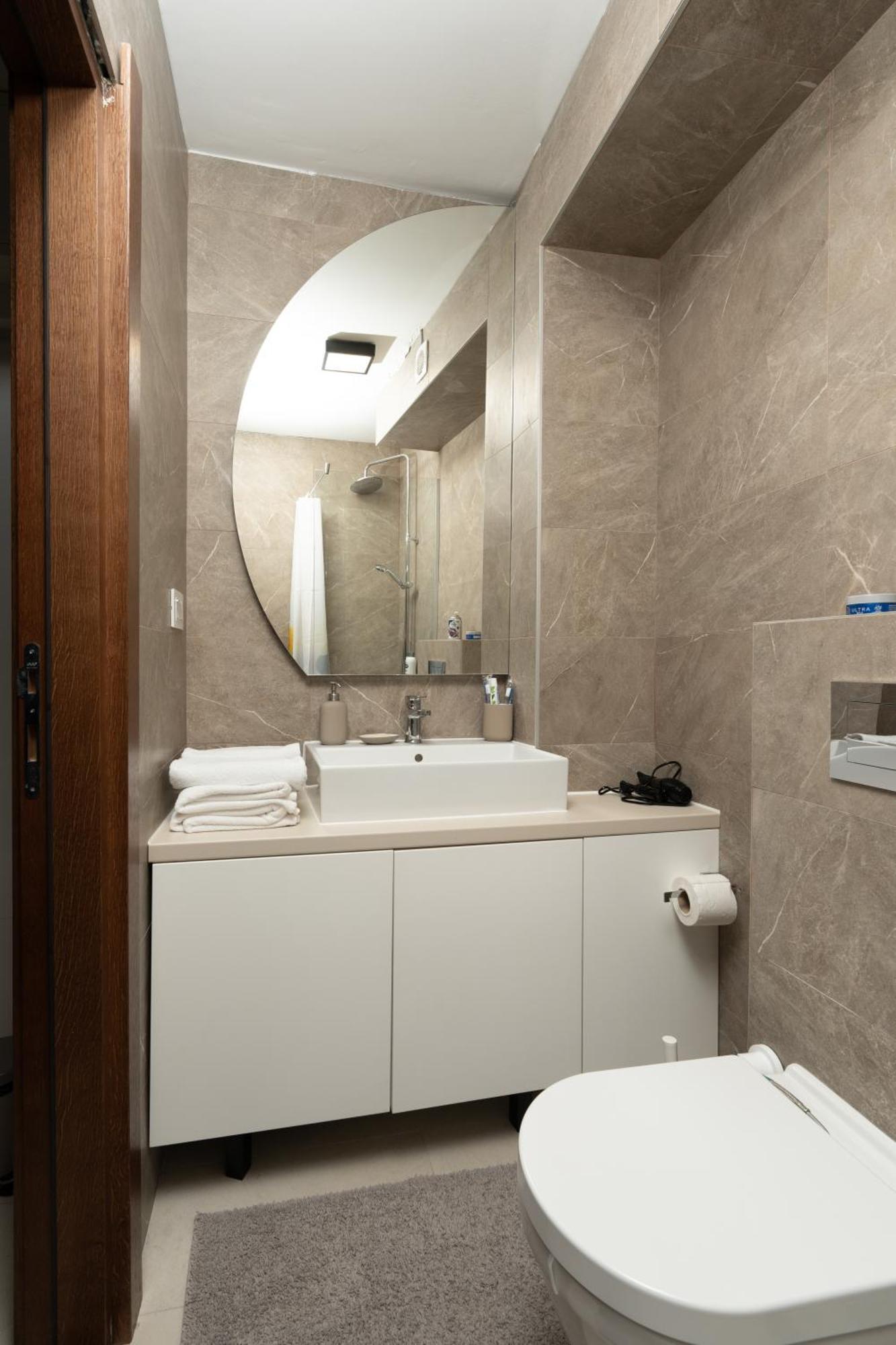 Comanda Luxury