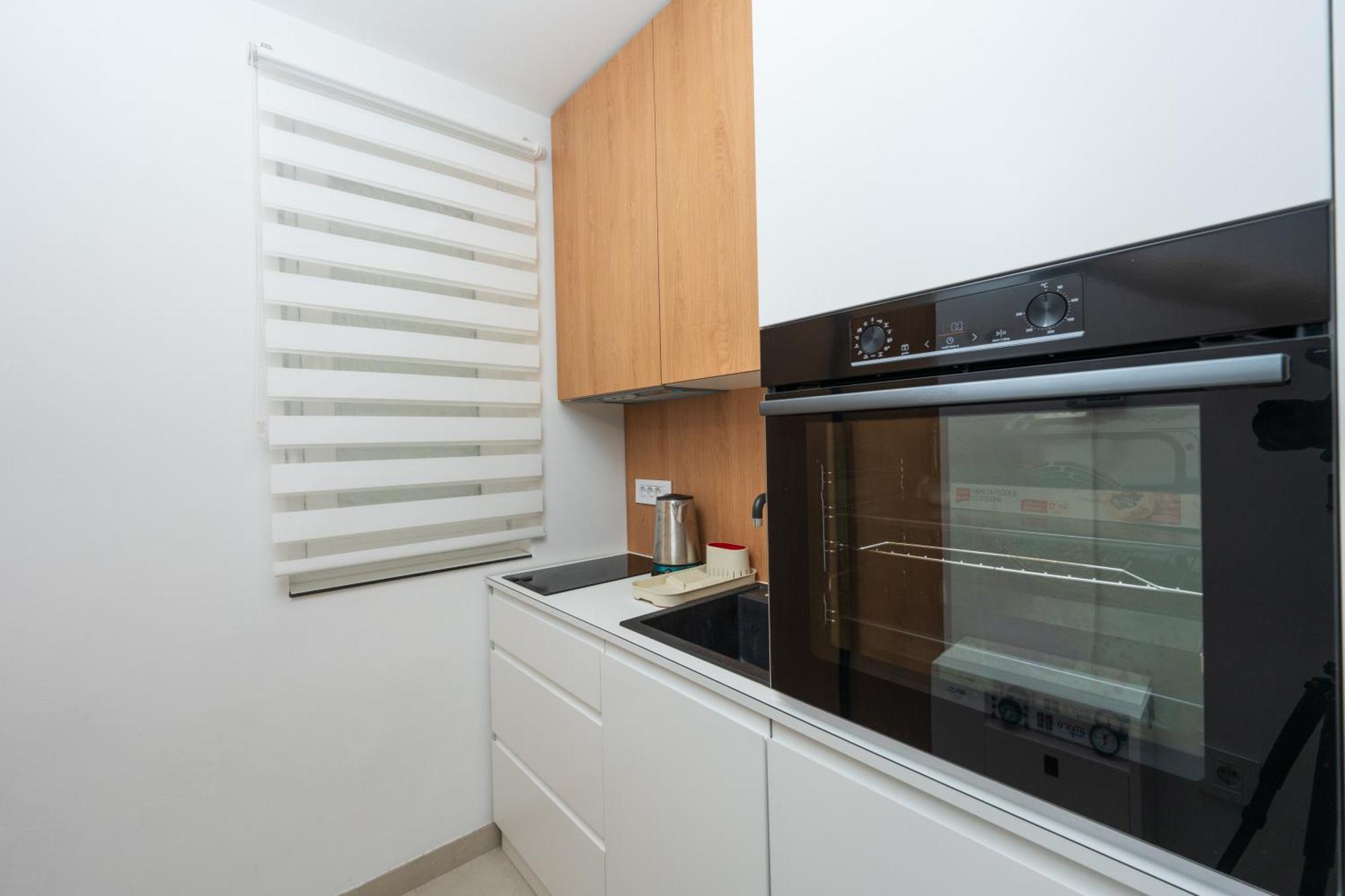 Comanda Luxury Apartment