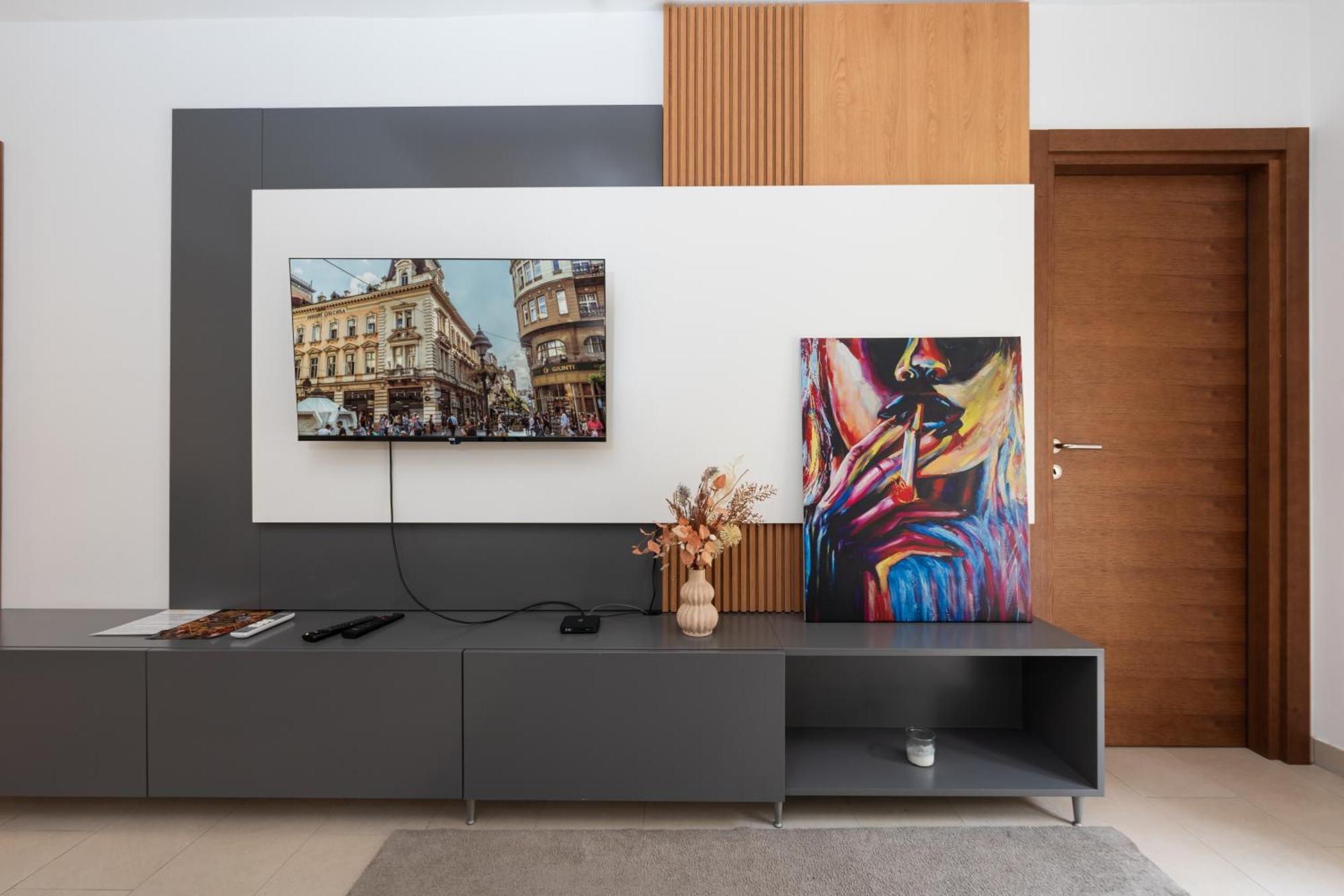 Comanda Luxury Apartment *